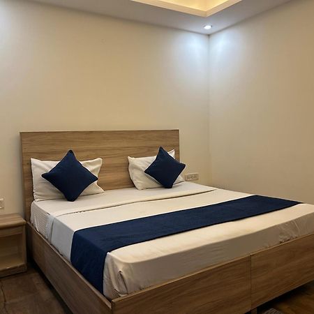 Airport hotel Golden Bliss New Delhi Buitenkant foto