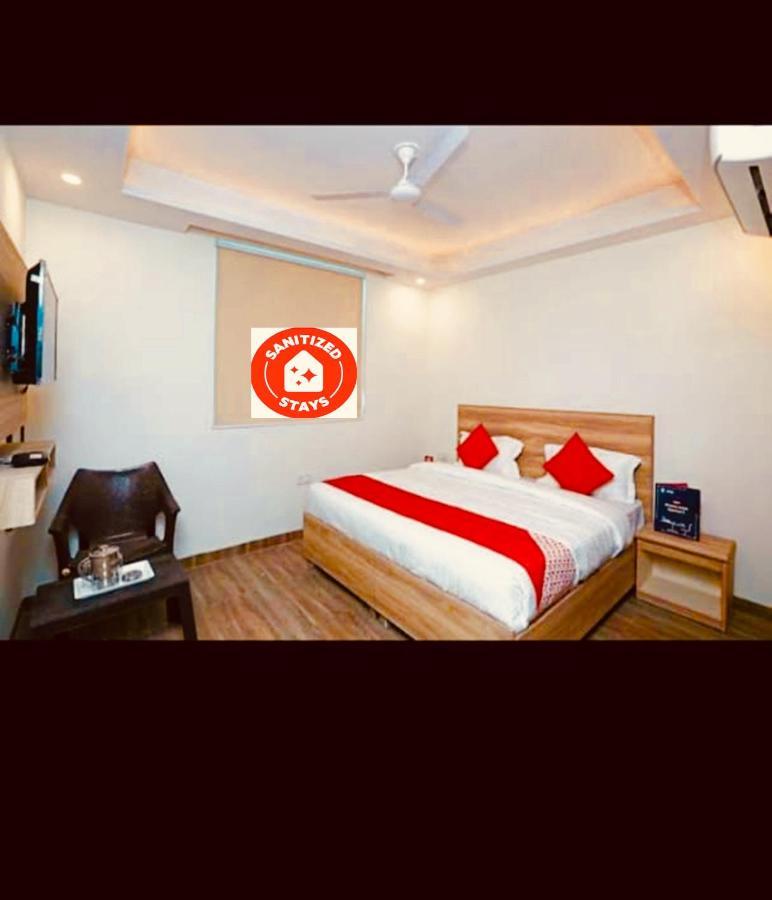 Airport hotel Golden Bliss New Delhi Buitenkant foto