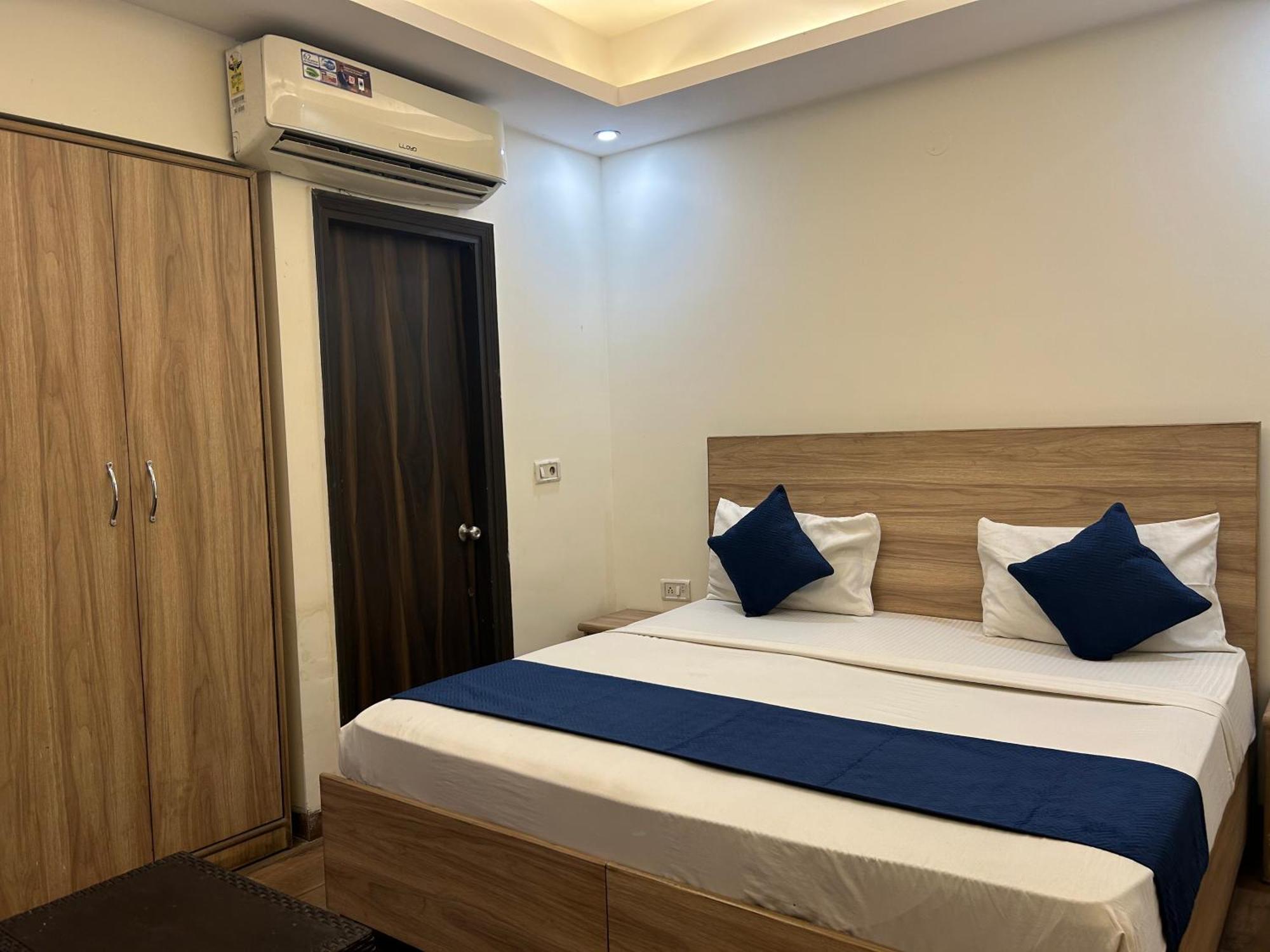 Airport hotel Golden Bliss New Delhi Buitenkant foto